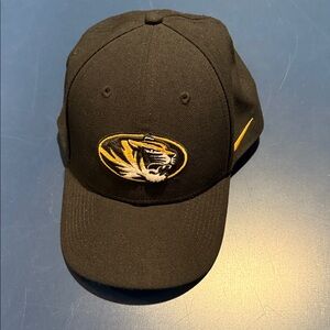 Nike Black and Yellow Men's Hat